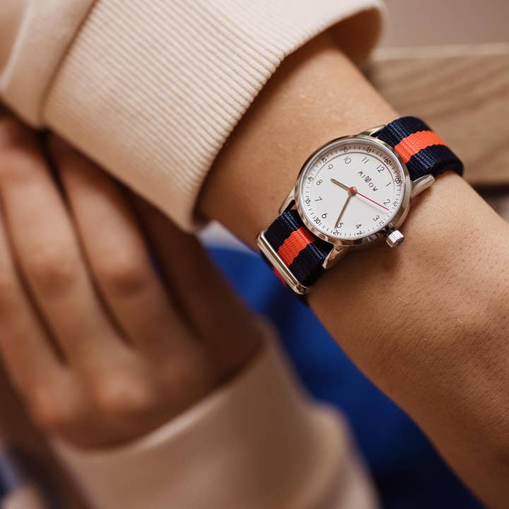 Millow Paris - Wholesale Polshorloge - Kinderen - Millow Classic kinderhorloge - rood gestreepte band