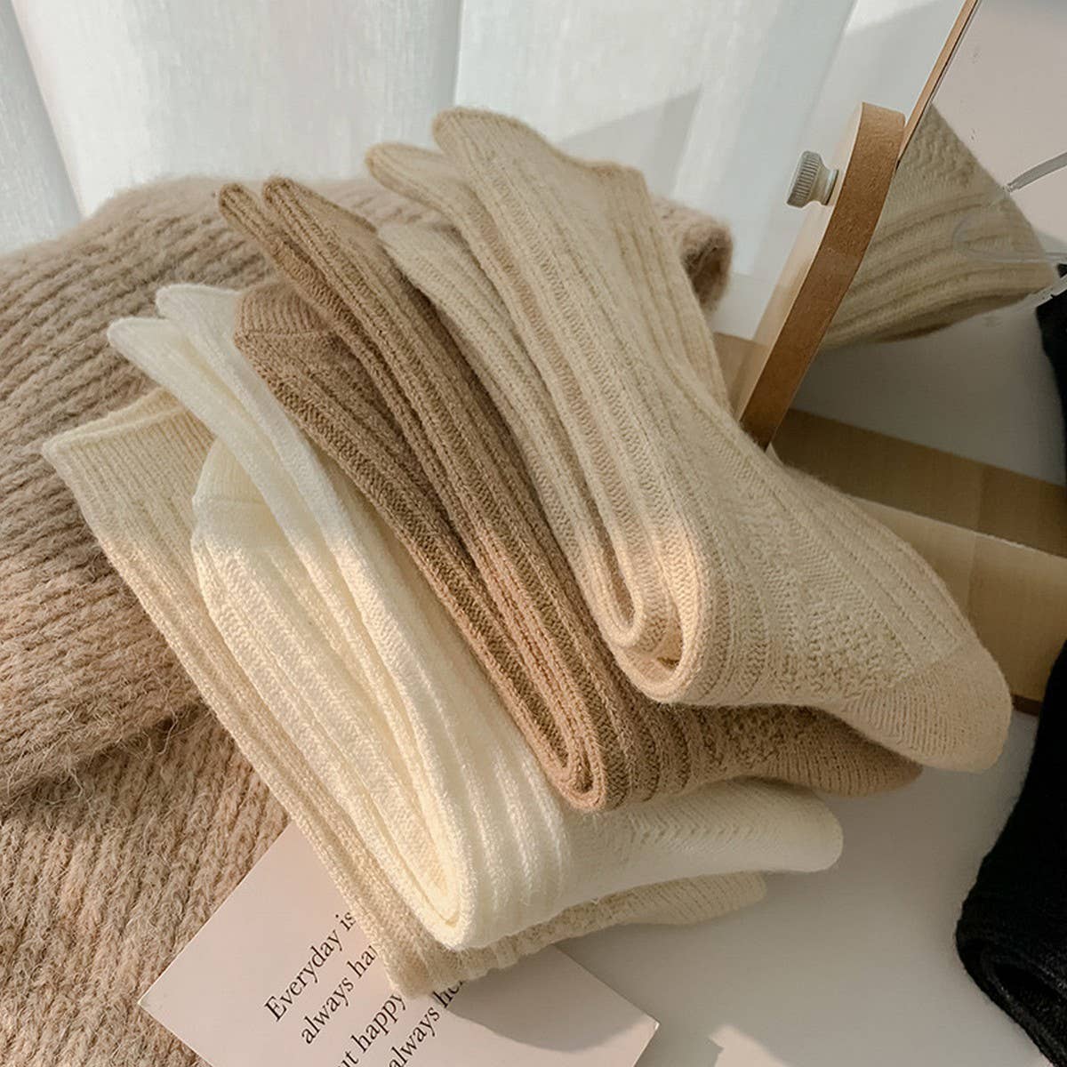 ACCITY - Wholesale Socks - Women's - WOMEN'S WOOL SOCKS WARM WOMEN'S MID-CALF SOCKS_CWMS112310