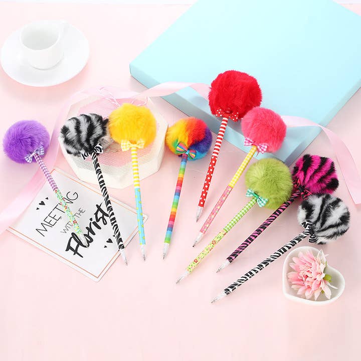Stylo Puffball de couleurs assorties pour la vente par Amy Designs