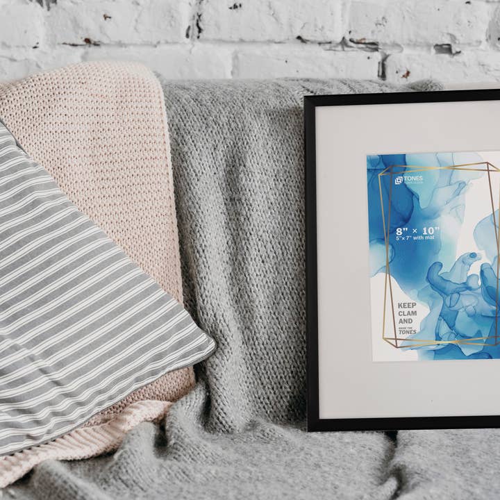 LivingTaste Home Inc - Wholesale Picture frame - 8x10 Aluminum Matted Picture Frame-2PK5