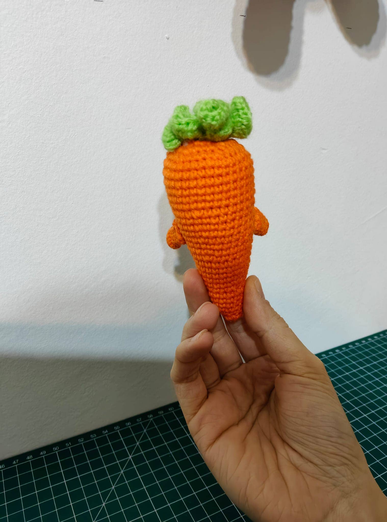 despinacrafting – Großhandel Kuschel-/Plüschtier – Kind & Baby – Gehäkeltes Karotten-Plüschtier Amigurumi3