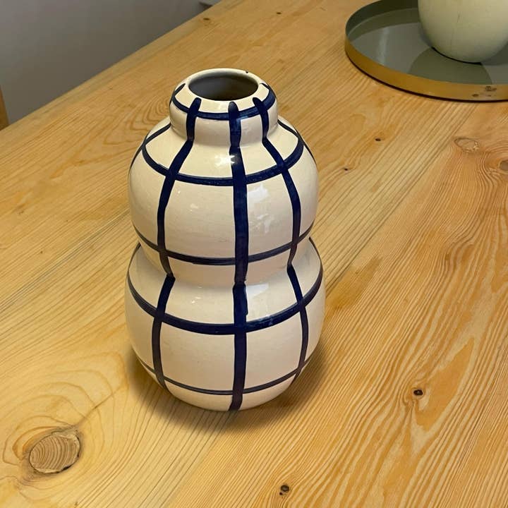 LeBazare - Wholesale Vase - Vase en Céramique à Motifs Graphiques – Design Moderne Peint à la Main3