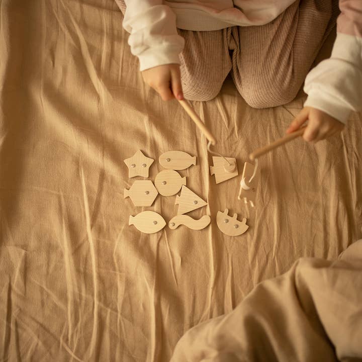 Babai – Großhandel Holzspielzeug – Kinder – Angelspiel auf den Magneten. Lustige Geometrie und Farben17