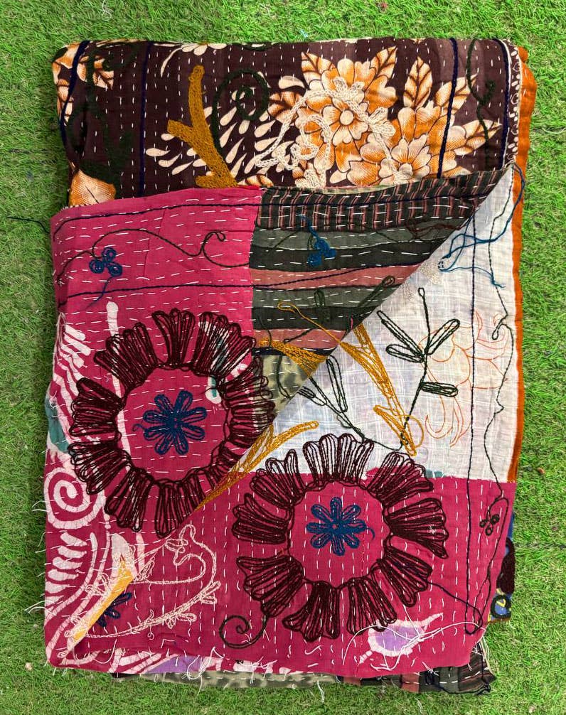 GYPSY STUDIO - Wholesale Quilt - Cotton Kantha Handcrafted Quilt Floral Embroidery Quilts 8