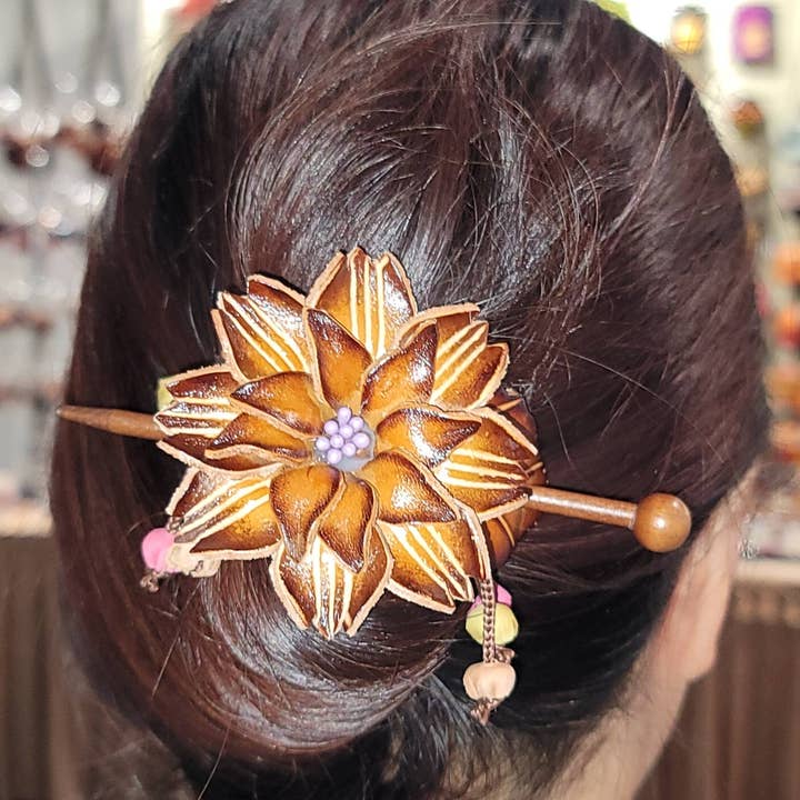 Sunflower Handmade leather inc - Wholesale Barrette - Women's - as0003-2 6 pcs woodstick and 6 pcs metal leather barrettes6