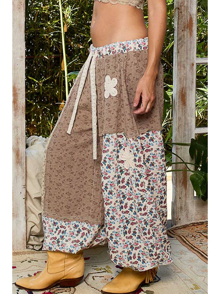 Pol Clothing - Wholesale Pants - Women's - Crochet patch detail contrast patchwork printed woven pants36