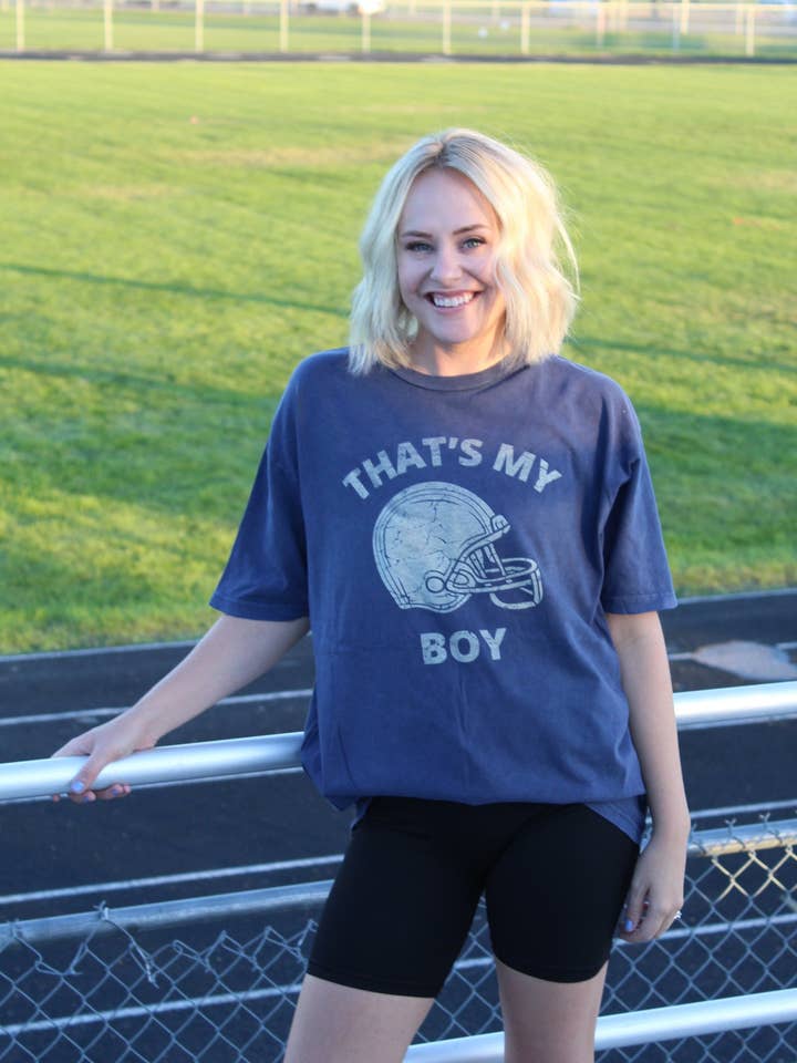 Dat is mijn jongen T-shirt voor wholesale door Casual Mode