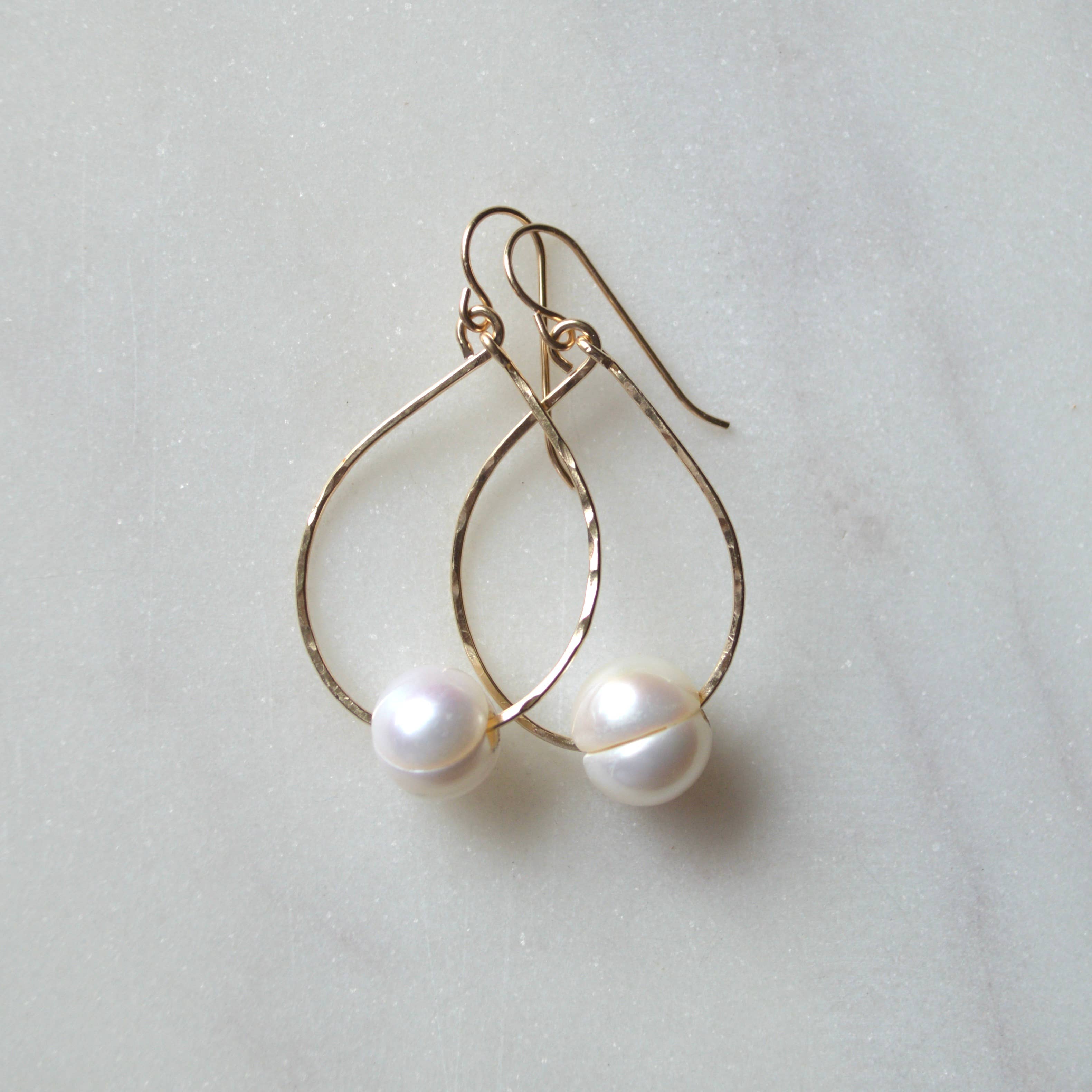 Freshwater Pearl Earrings for wholesale on Faire11
