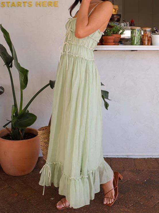 vert robe fluide à bretelles spaghetti avec nœud en ruban froissé en vente sur Faire