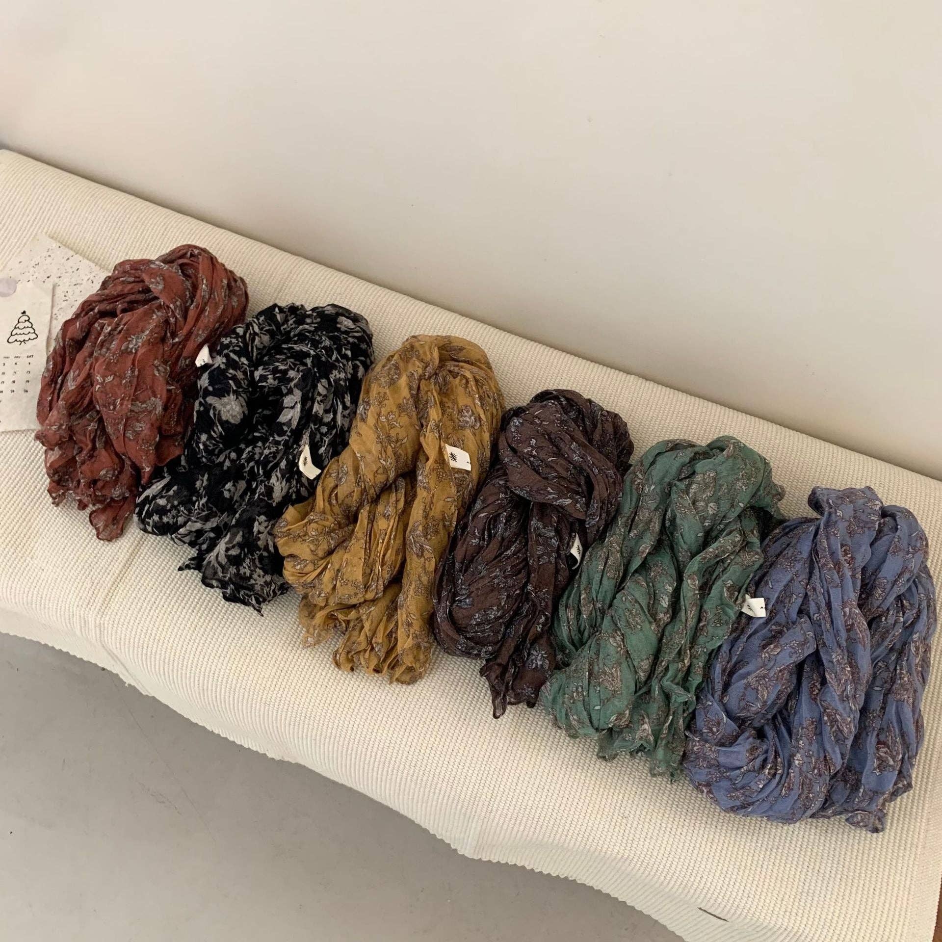 alberalkirk - Wholesale Scarf - Women's - Botanical Print Crinkle Scarf  M5A2093