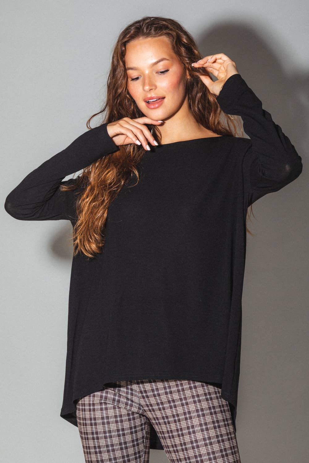 VERY J - Wholesale Tunic - Women's - LT24297-Long sleeve tunic knit top2