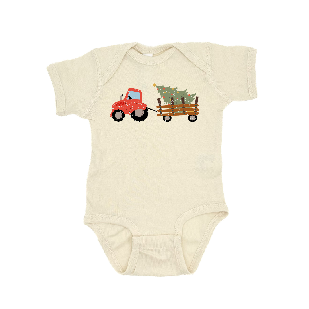 Sage & Soil – Großhandel Body (ohne Füße) – Baby – Roter Traktor Weihnachtsbaum Baby-Strampler/Bodysuit1