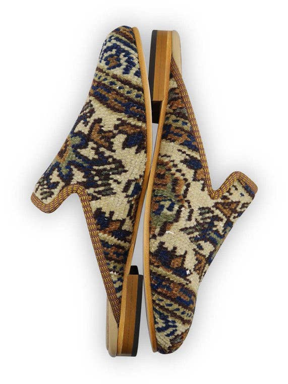 Artemis Design Co. - Wholesale Slippers - Women's - Women's Carpet Slippers - Size 81