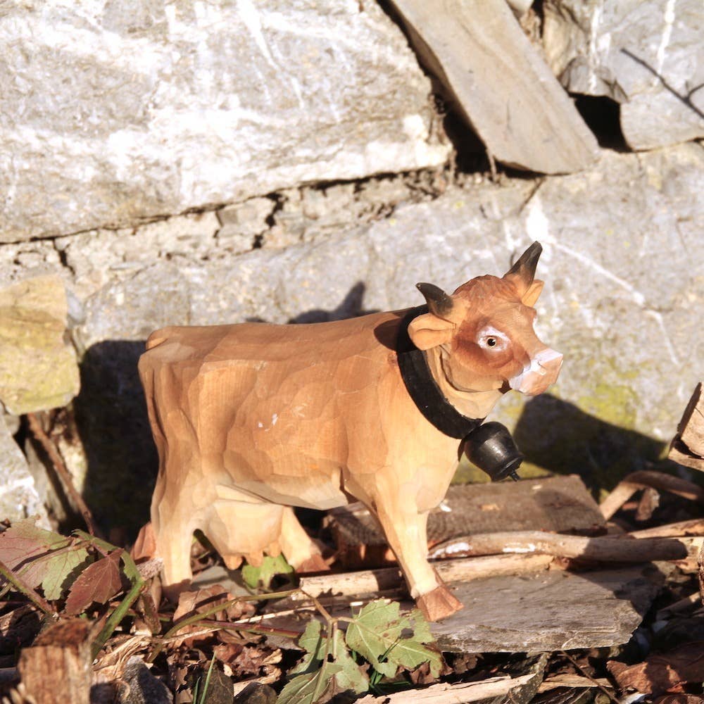 LES SCULPTEURS DU LAC - Venta al por mayor Figura decorativa - Vaca Aubrac grande de madera4