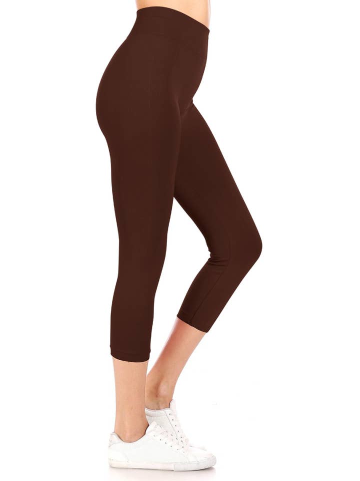 MOA COLLECTION - Wholesale Athletic/Lounge Leggings - Women's - Women's Casual Solid Seamless Capri Leggings12
