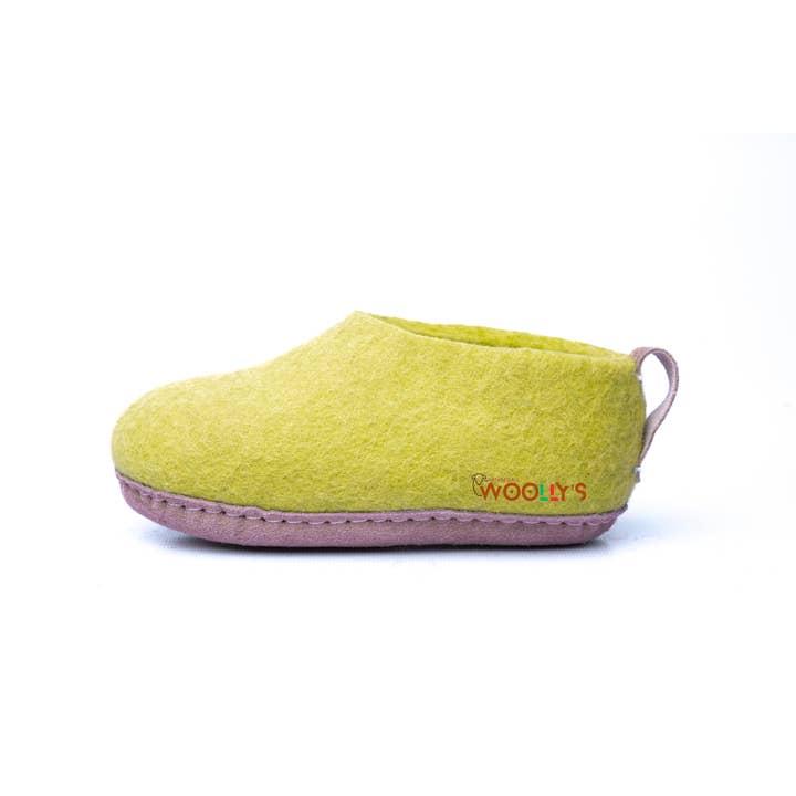 Barn inomhus handgjorda skor i limegrönt för wholesale av Woollyes Inc