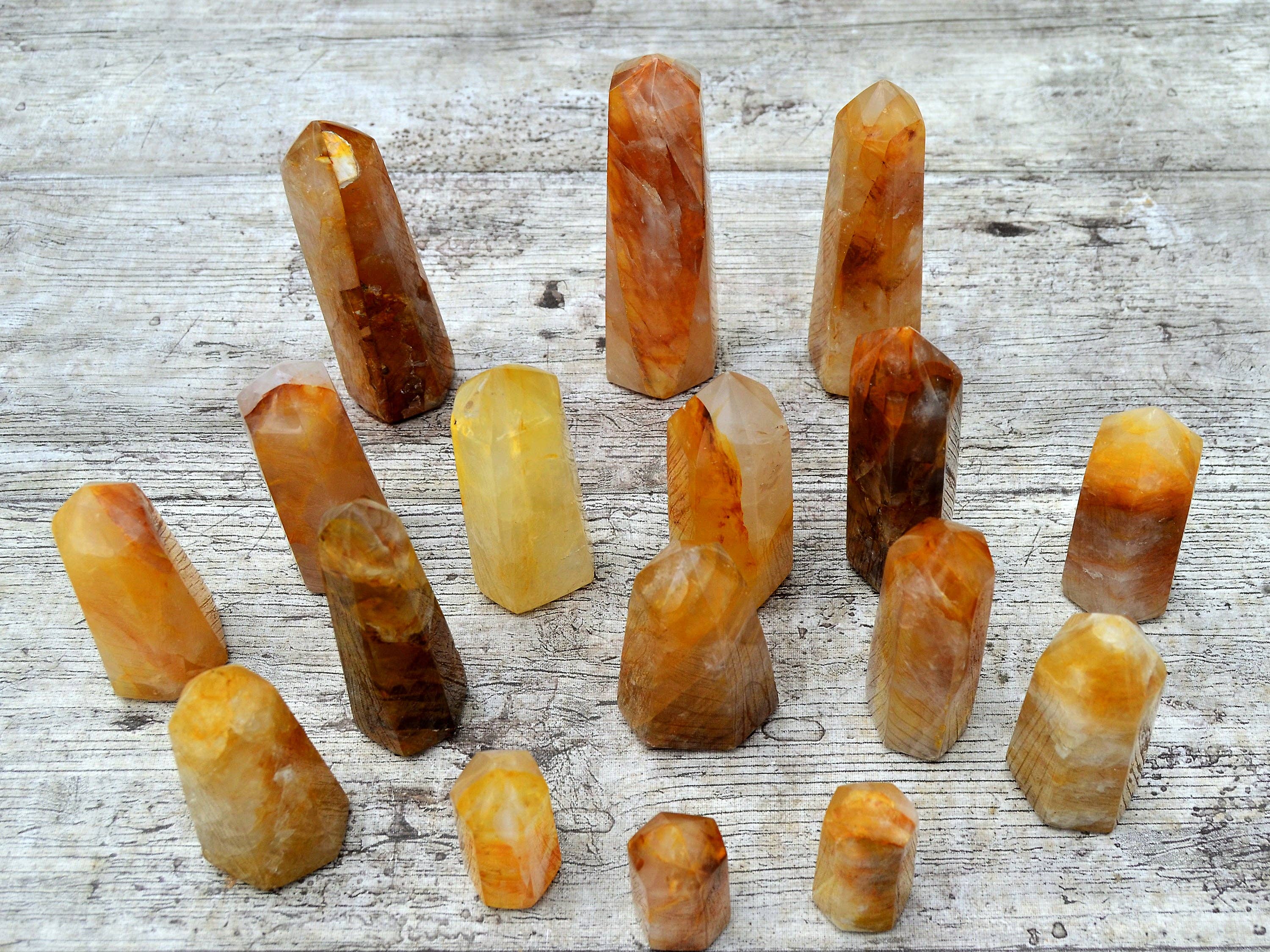 Kaia & Crystals – Großhandel Spiritueller Stein/Kristall – Gelber hämatoider Quarzpunkt (30 g — 250 g)9