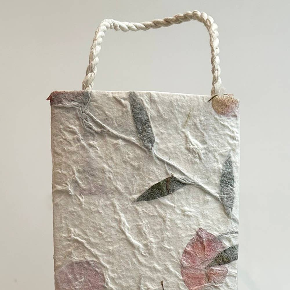 VIE – wholesale Wine tote – Mulberry Paper Wine Bag, Flowered, 10x34x10cm2