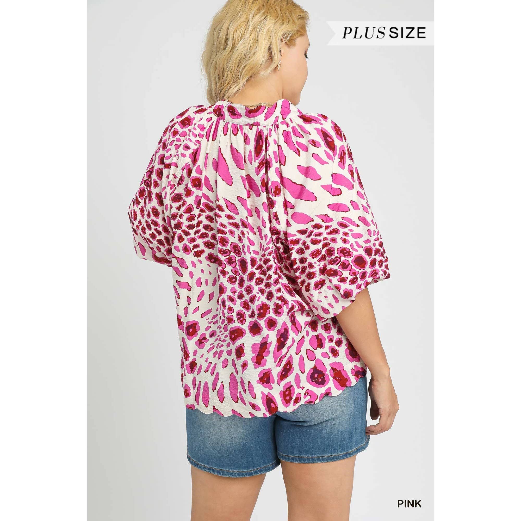 STYLE USA - Wholesale Shirt - Women's - PLUS Animal Print V-Neck Blouse7