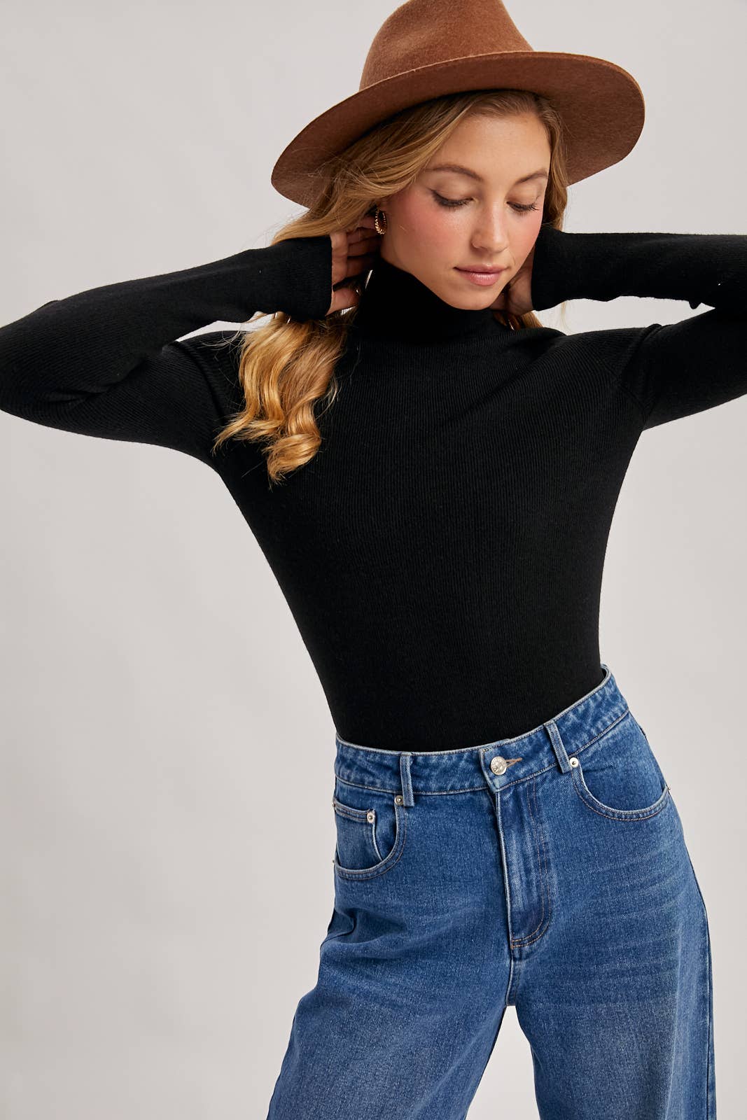 Bluivy - Wholesale Knit Sweater - Women's - WHOLEGARMENT MOCK NECK RIBBED KNIT SWEATER0