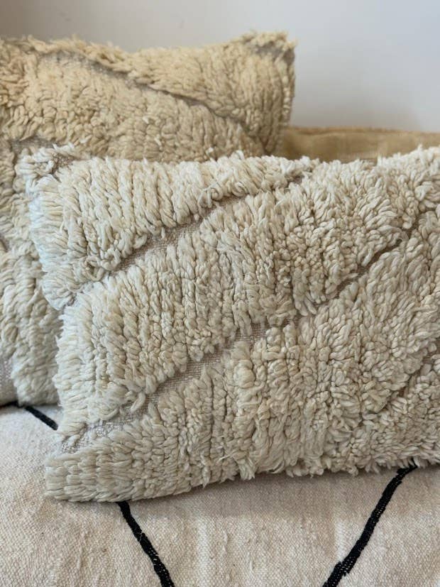 NOMAD BY LIV – Engroshandel Pyntepudebetræk – Håndlavet Beni Ouarain pudebetræk - Offwhite (60 x 40 cm)4