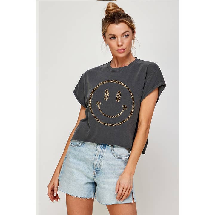 Illustrated Society - Wholesale Screen Printed T-Shirt - Women's - SMILE FACE VINTAGE  GRAPHIC CROP TOP4
