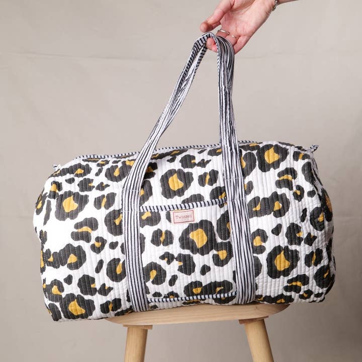 Borsa da weekend con stampa indiana a blocchi - Leopardo per la vendita all'ingrosso da parte di Twizzell