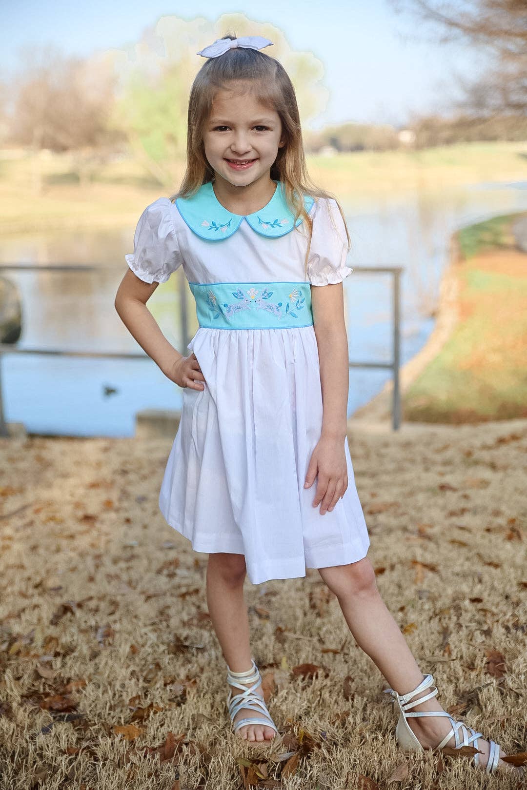 Posh Pickle - Vendita all'ingrosso Vestito - Bambini - Abito da coniglietto ricamato Le Petit Lapin3