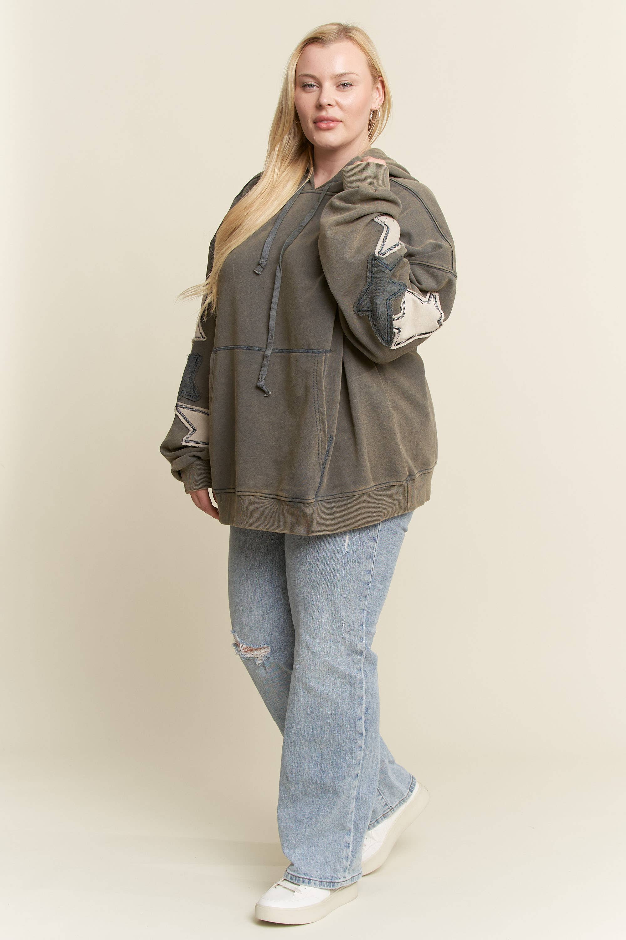 JADE BY JANE PLUS - Wholesale Hoodie - Dames - PLUS SIZE MINERAAL GEWASSEN LANGEMOUWEN STER GEPATCHTE HOODIE10