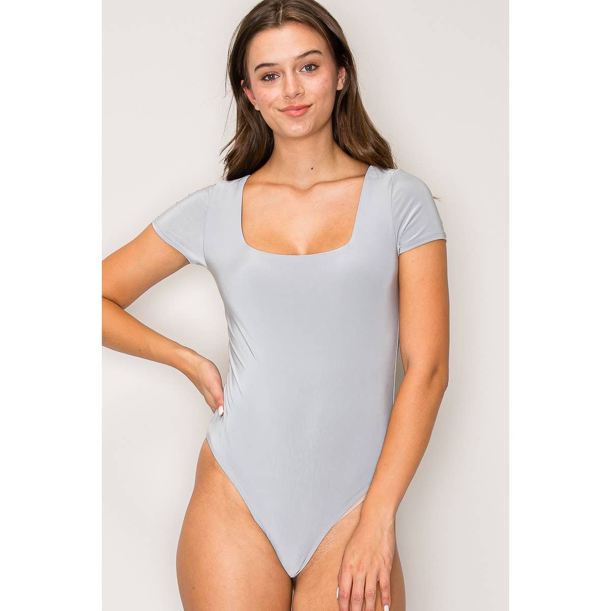 Popular 21 - Vente Body – femme - Body Venezia à manches courtes et col carré9