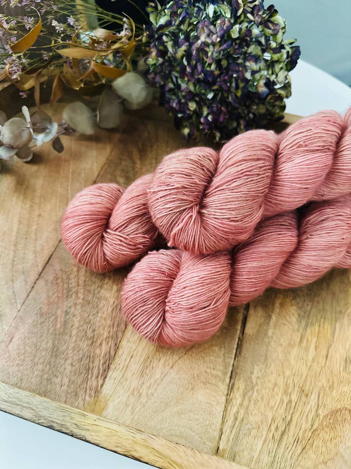 Unicornio Hilo - País de las Maravillas para venta al por mayor de laurelknits