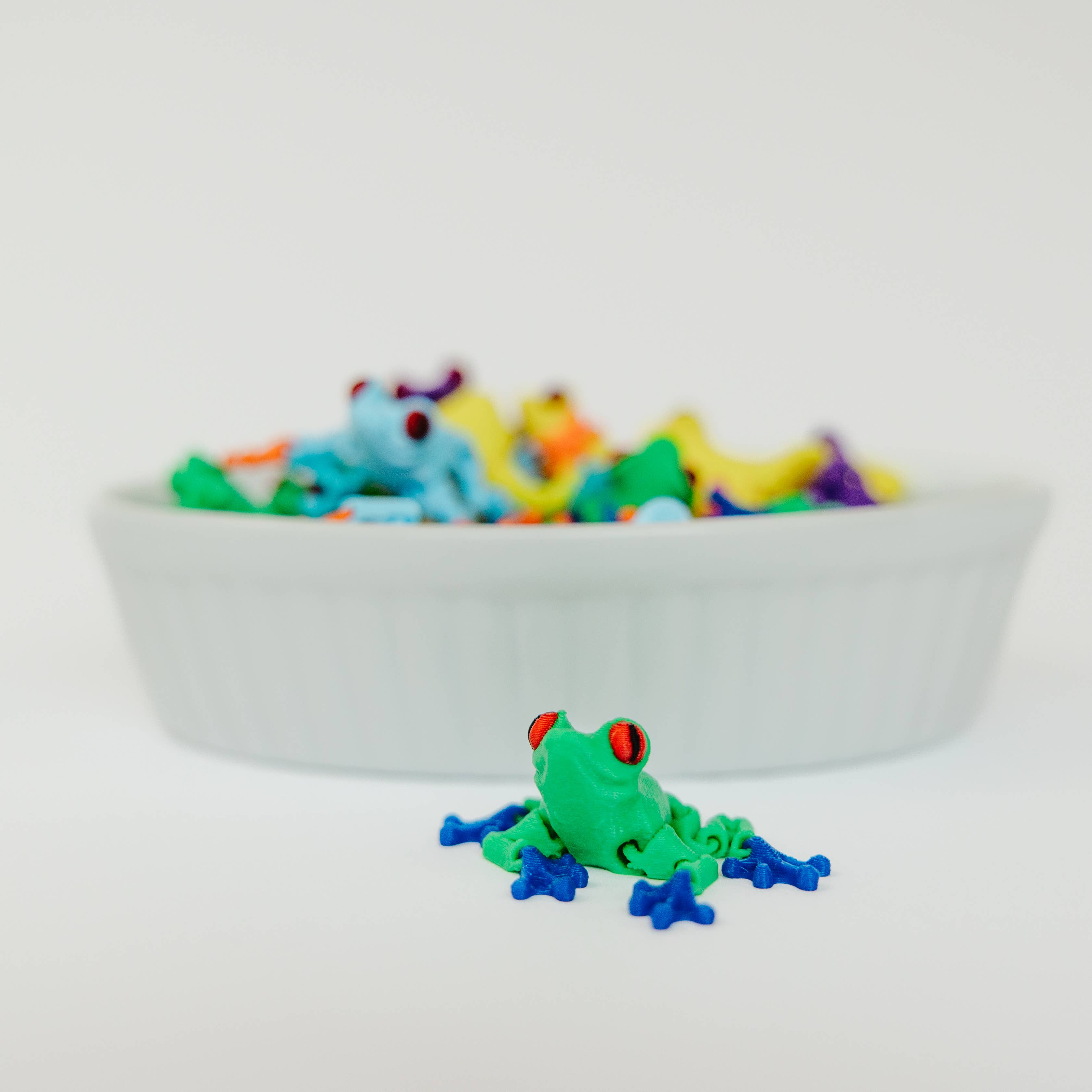 Ruby’s dragons - Wholesale Fidget Toy - Kids - 2" 3D Printed Tree Frogs – Assorted Colors2