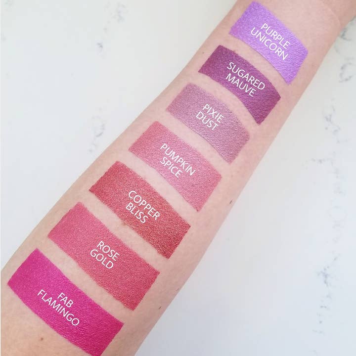 Aromi - Wholesale Lipstick - Pixie Dust Metallic Liquid Lipstick