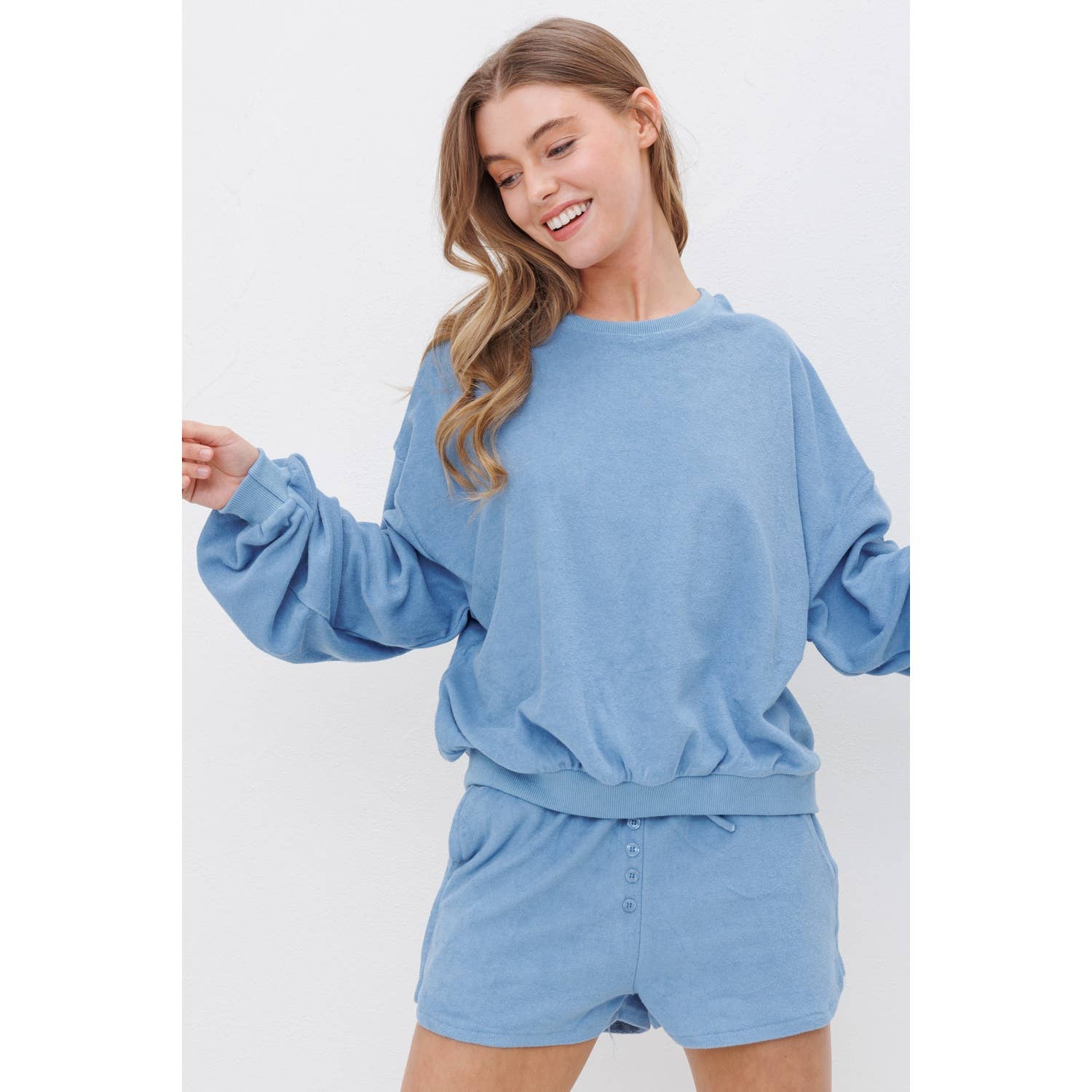 Sweet Generis – wholesale Lounge set – Women's – TOWEL FABRIC SWEATSHIRT AND SHORTS SET25