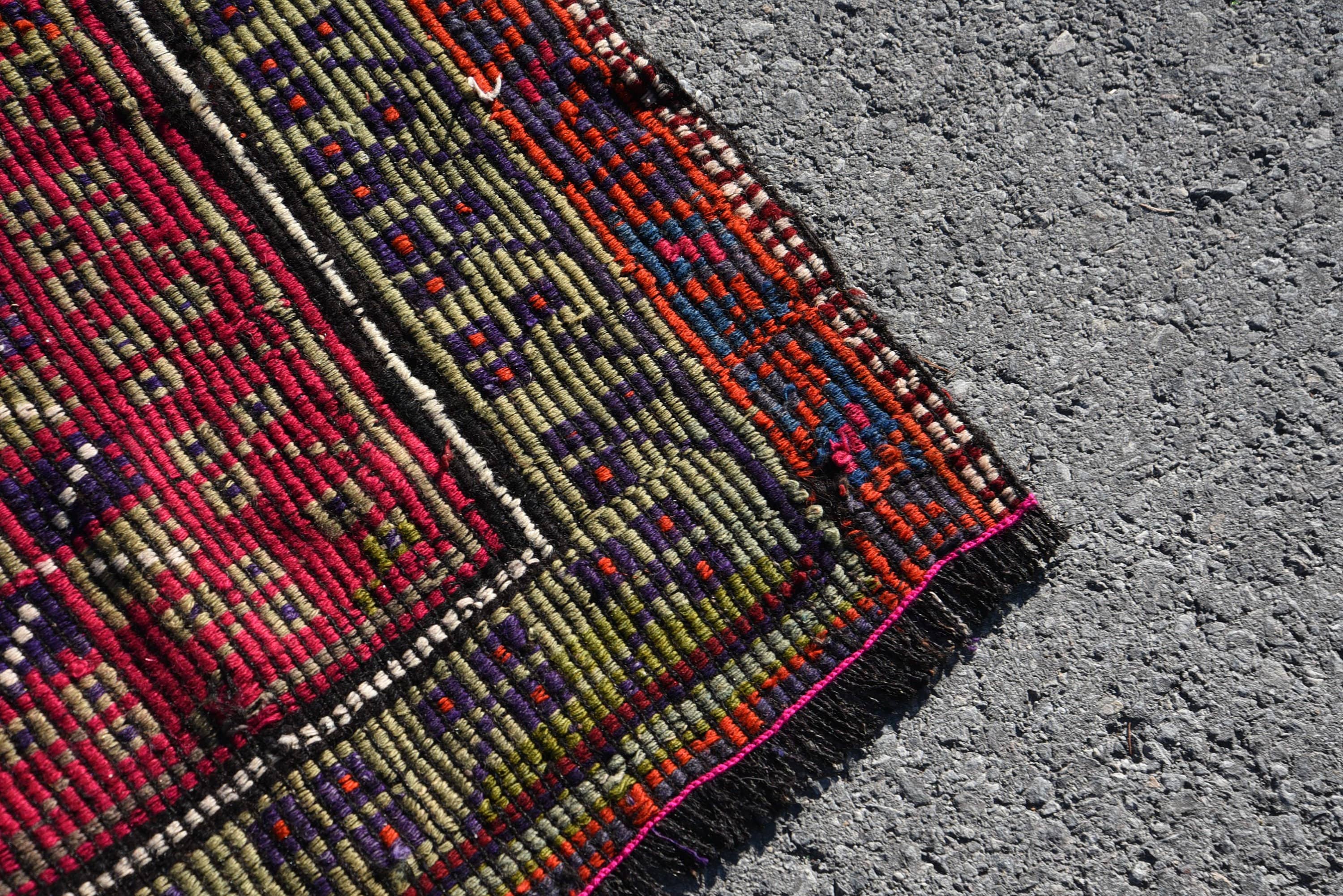 The Loom Wholesale – wholesale Rug pad – Handwoven Wool Rug, Red & Green Geometric Design8