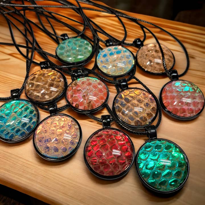 Hell Kitten RVA - Wholesale Pendant/Charm Necklace - Assorted Snakeskin Necklaces, 1 inch round