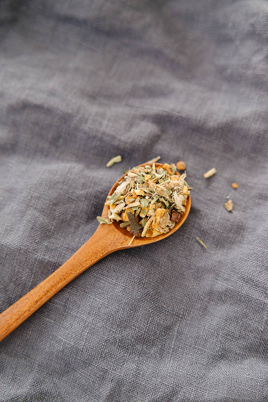 Bush Berry - Wholesale Loose tea - Organic Throat Sooth Loose Leaf Tea1