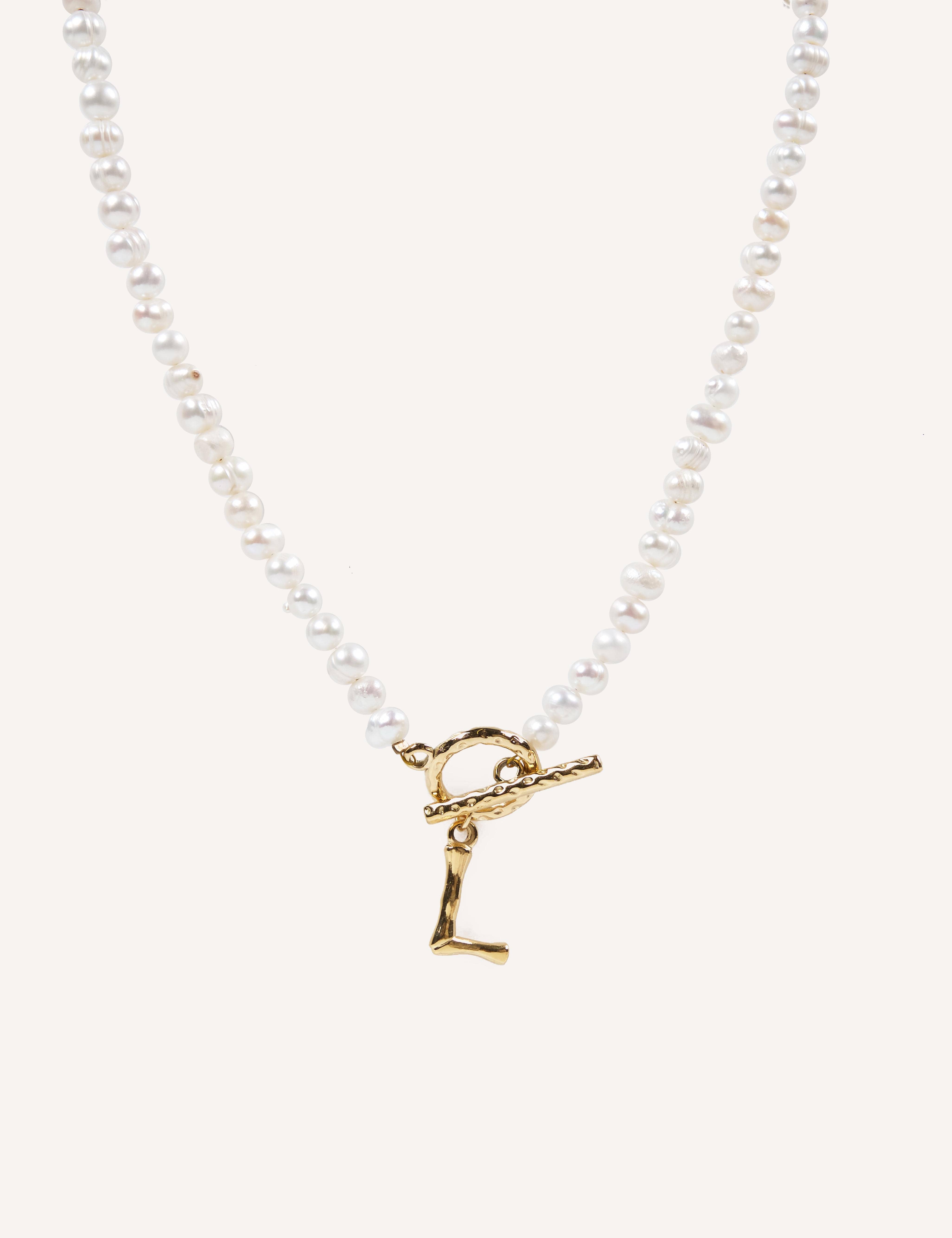 CUCOCUCA - Wholesale Choker/Collar - Handgemaakte parel choker met etnische letter17