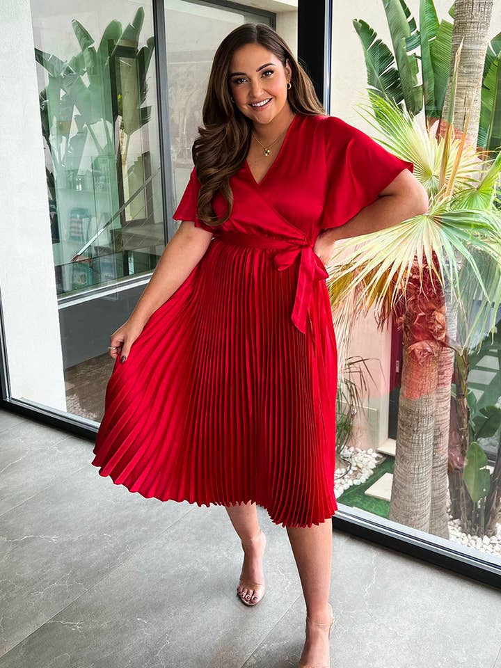 Vestido Midi Envolvente Plissado Vermelho por atacado de In The Style