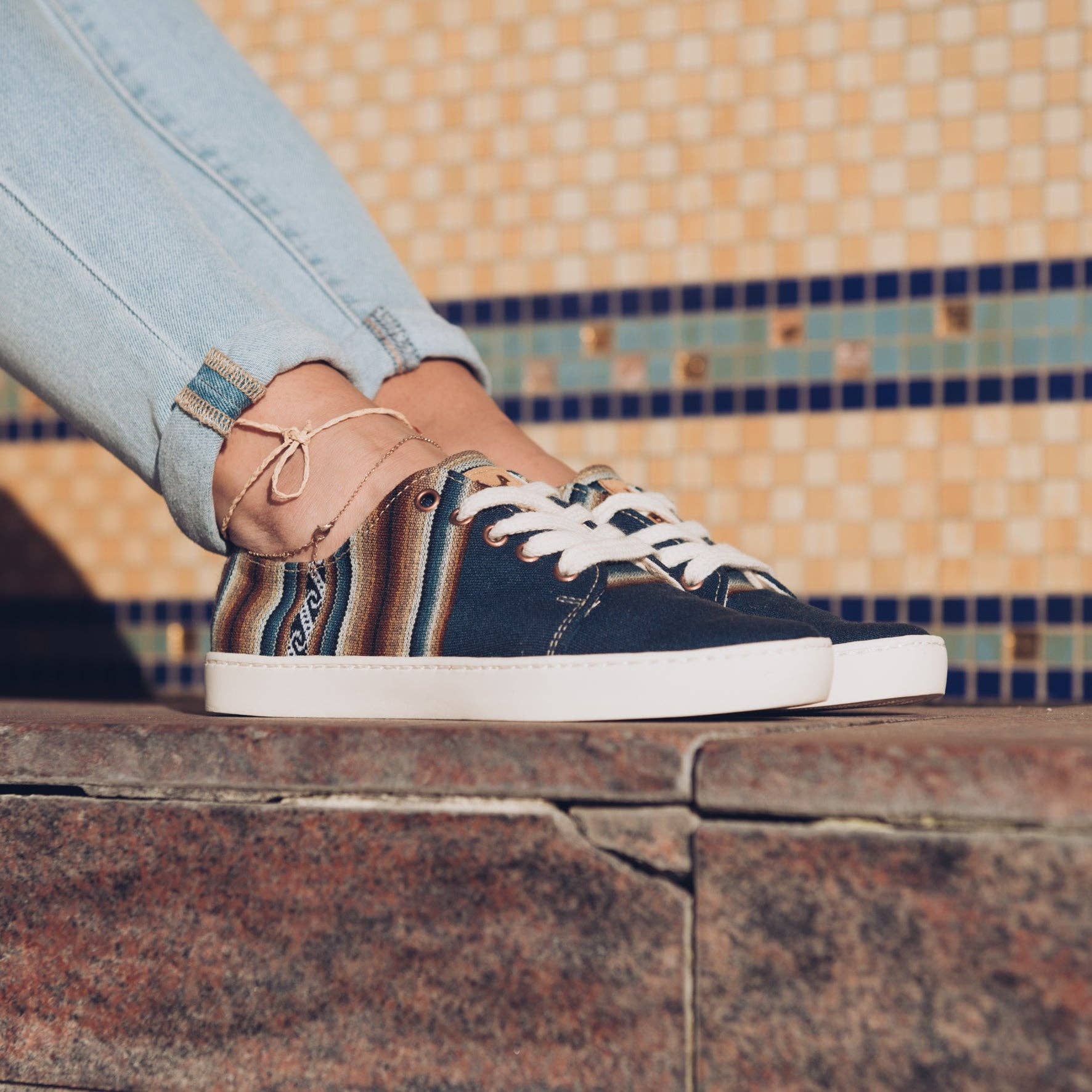 Perus - Wholesale Lifestyle Sneakers - Men's - Ampato Azul sneakers2