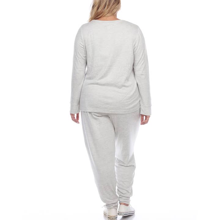 WHITE MARK – Großhandel Loungewear-Set – Damen – 2-teiliges Lounge-Set in Übergröße3