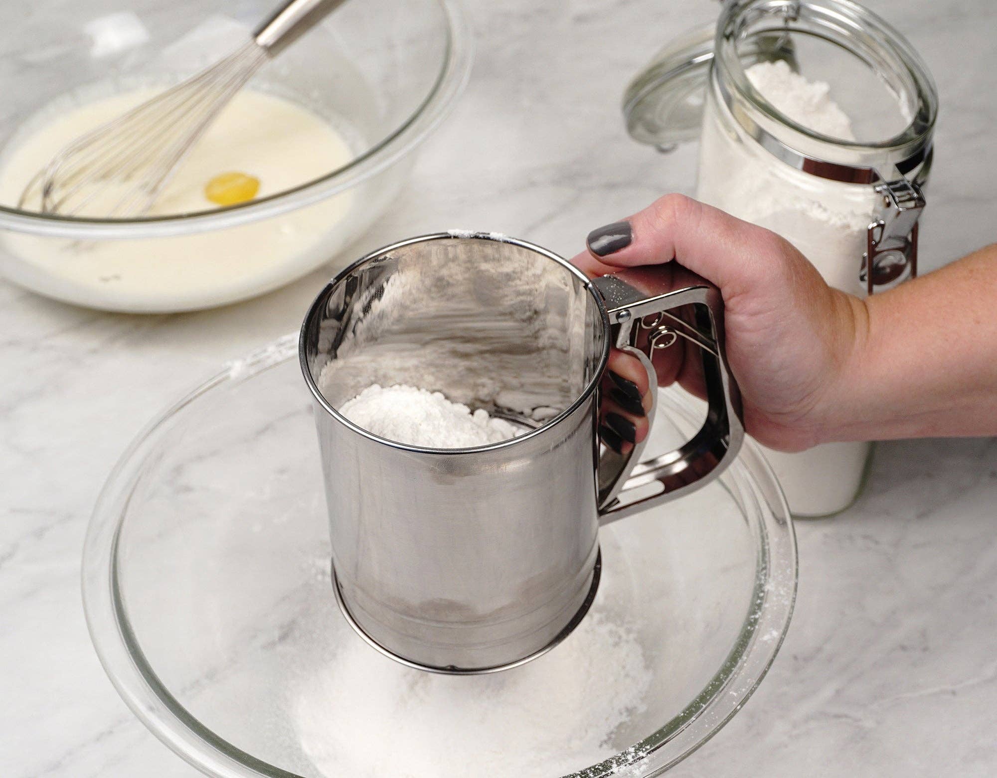 RSVP International - Vente Ustensile/gadget de cuisine - Tamis à farine triple maille - 3 tasses6