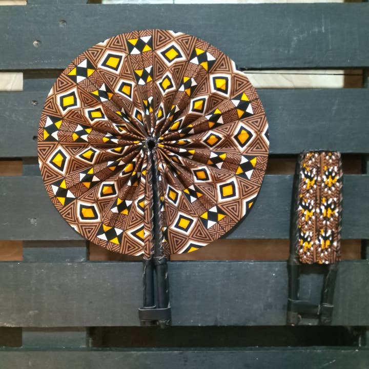 Ventilatore NUBIA per la vendita all'ingrosso da parte di The Afrophile