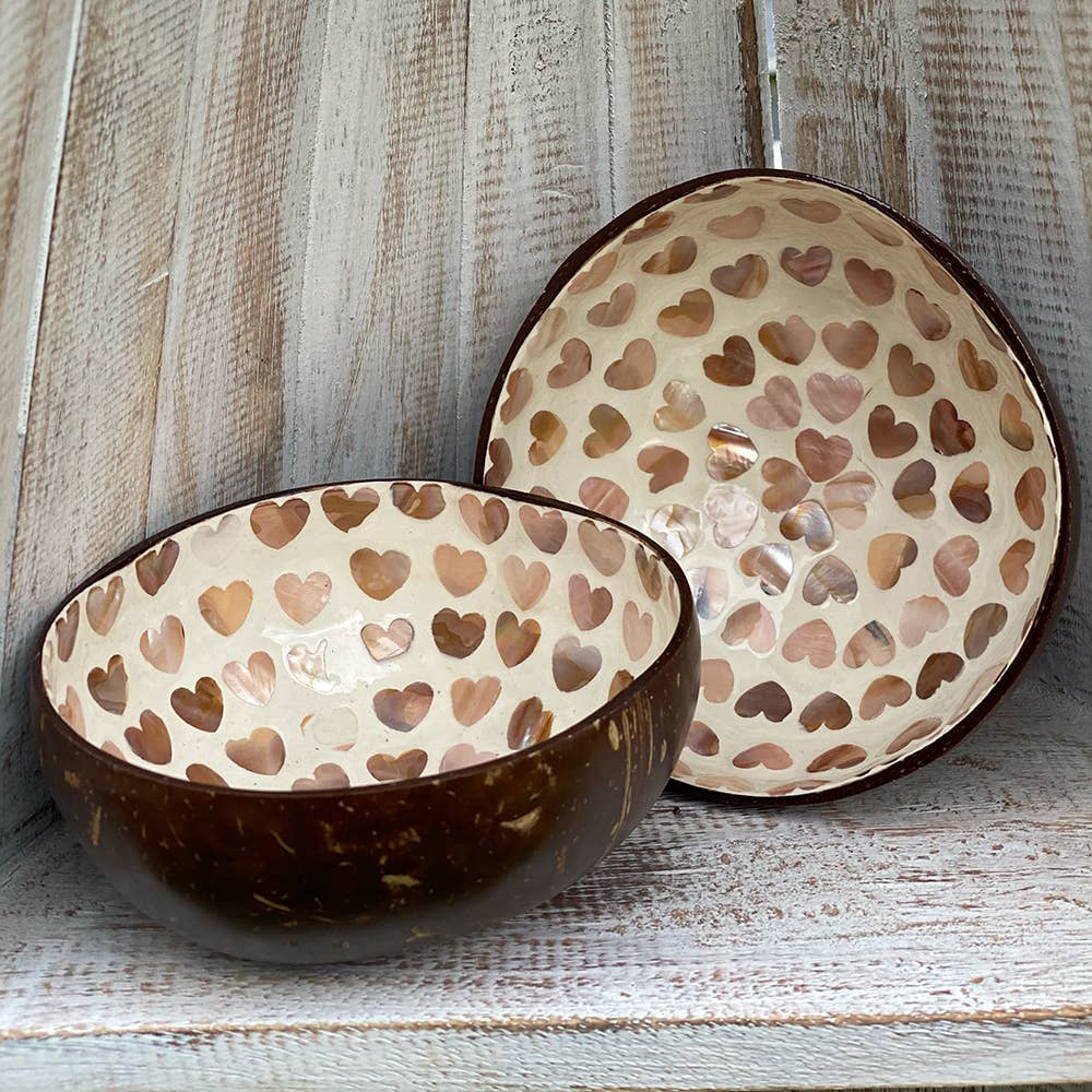 VIE - Wholesale Decorative Plate/Dish/Bowl - Hand-Painted Coconut Bowls, Lacquered, Set of 28