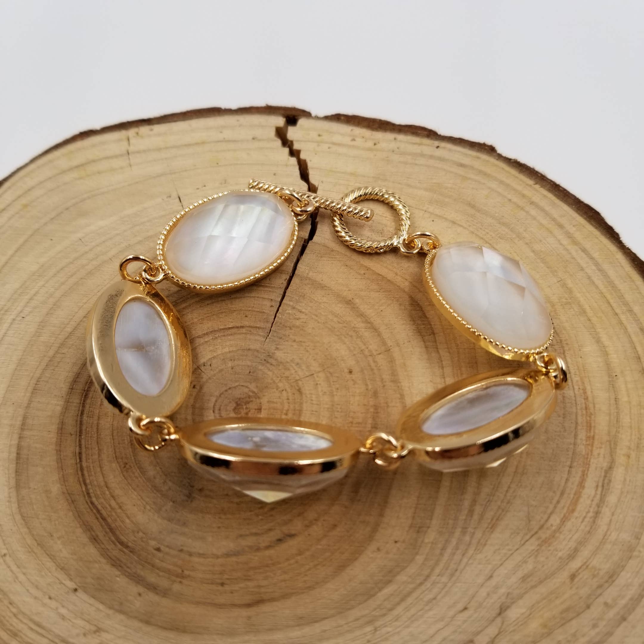 CHAKRA JEWELRY - Vendita all'ingrosso Braccialetto con ciondolo/pendente - Braccialetto con Pietra Semipreziosa in Conchiglia Abalone Naturale4