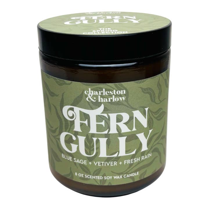 SPRING Fern Gully - Vela de soja de salvia azul, vetiver y lluvia fresca para venta al por mayor de Charleston & Harlow Candle Co.