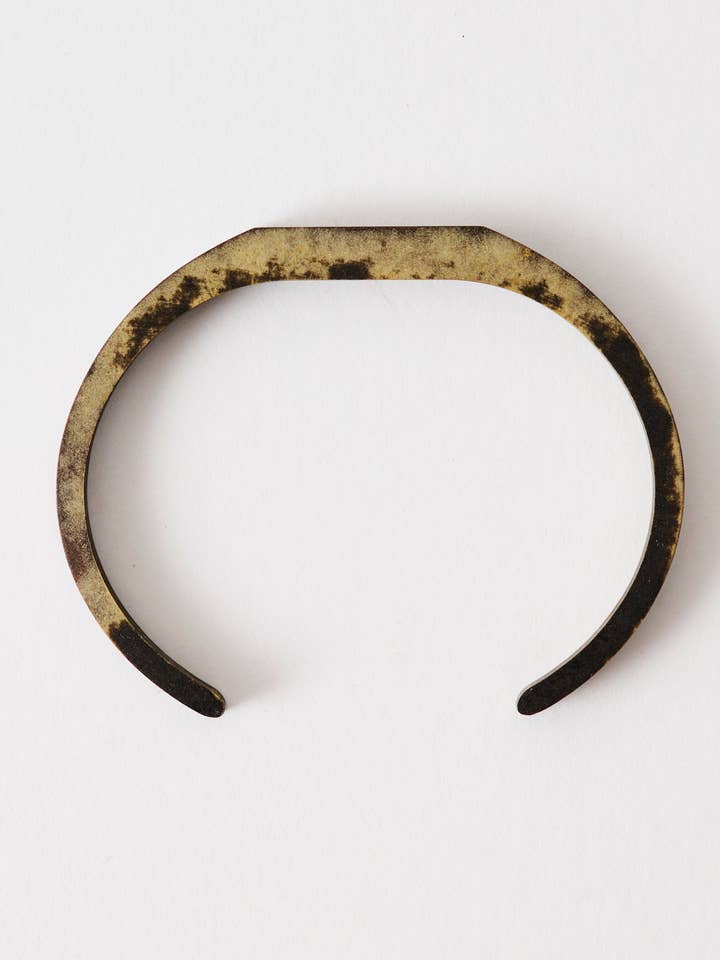 BRACCIALE SOSTENIBILE UNISEX EFFETTO TARTARUGATO DAPPE per la vendita all'ingrosso da parte di 3RD/DIADEM