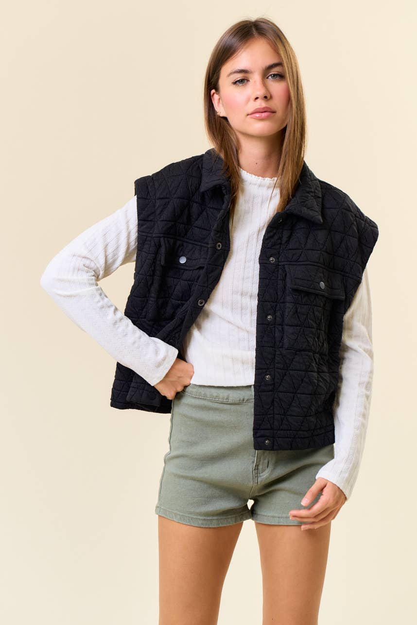 Doe and Rae - Wholesale Outerwear Vest - Women's - QUILTED POINT COLLAR FLAP PATCHED POCKET VEST - 10626J-15