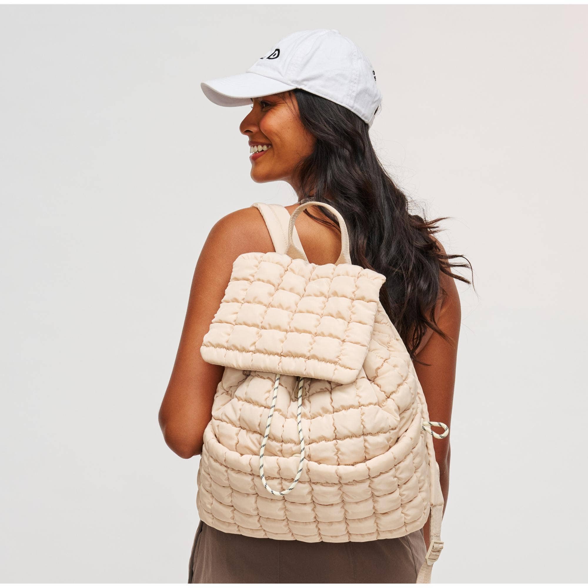 Sol and Selene – Mochila - Mulher por atacado – Mochila Acolchoada de Nylon Vitality41