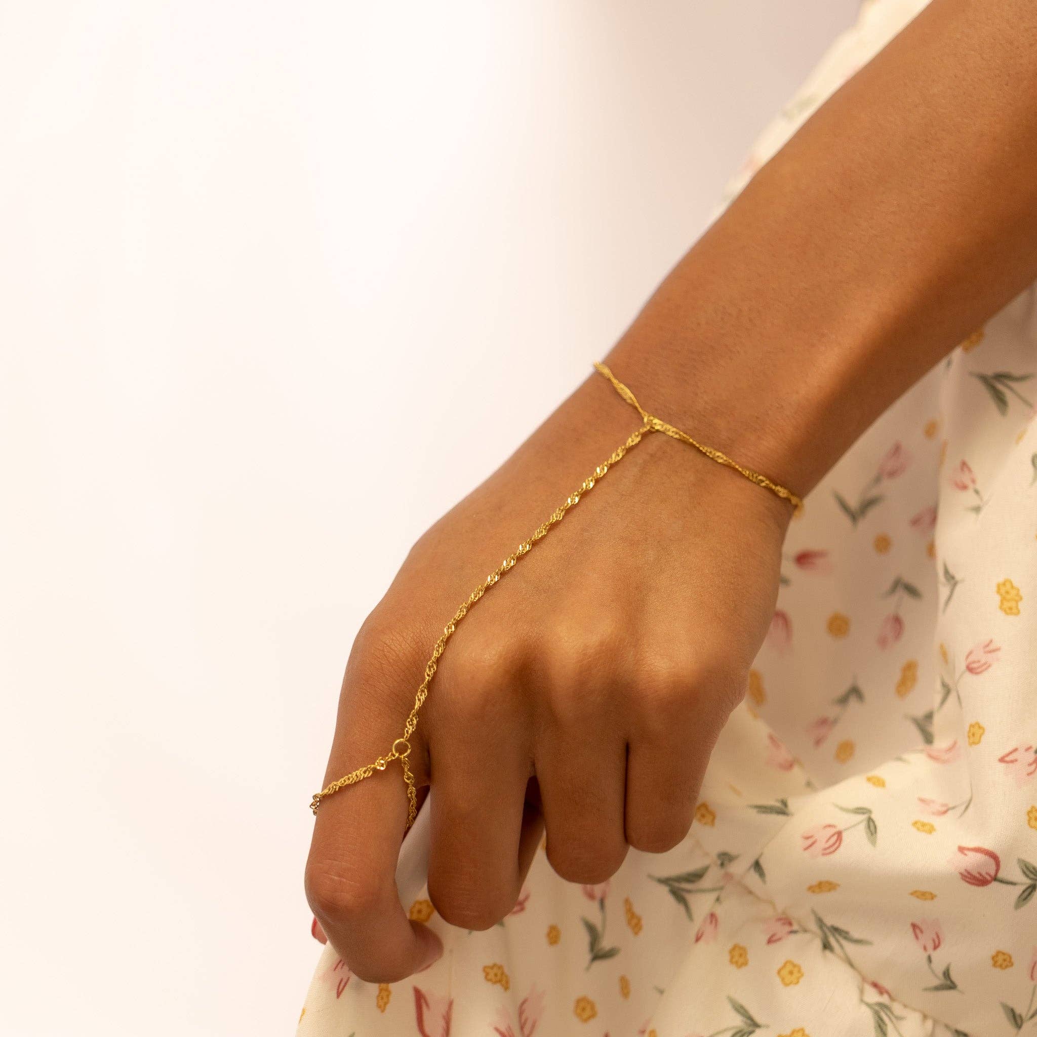 WJW - Wholesale Link & Chain Bracelet - 18K Gold PVD Stainless Steel Singapore Hand Chain6